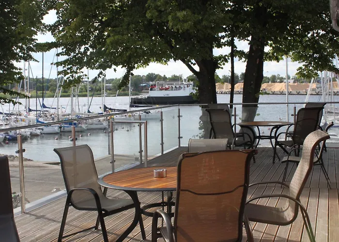 Vendégház Jahtklubi Kuelalistemaja Pärnu