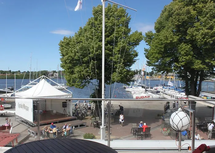 Jahtklubi Kuelalistemaja Pärnu